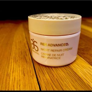 Arbonne RE9 Advanced Night Repair Cream